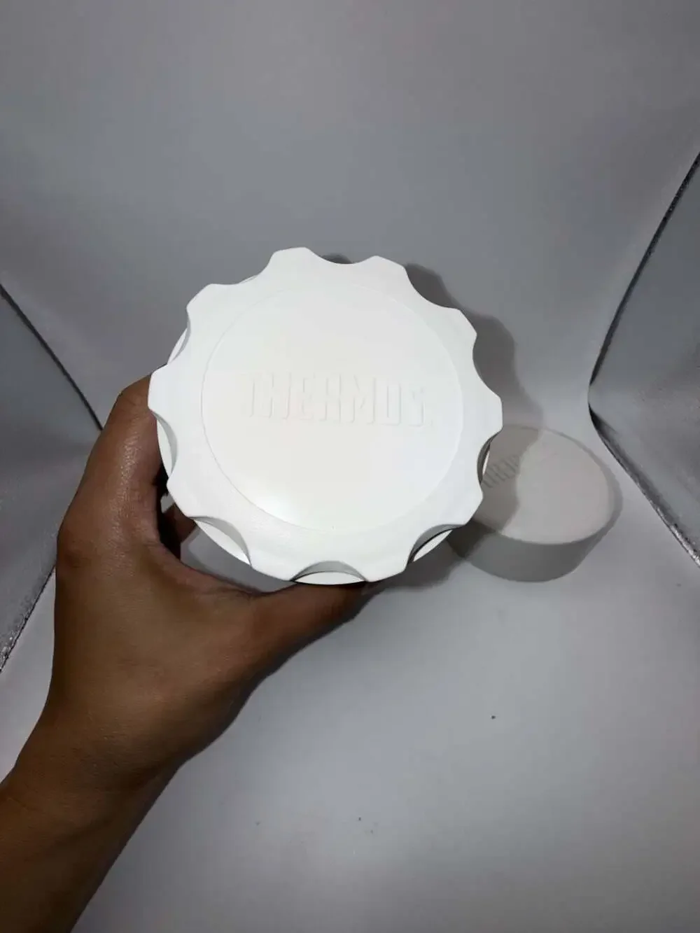 Thermos pre owned